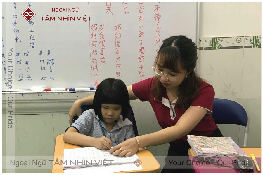 Làm giáo viên dạy tiếng Trung tại trung tâm Hoa Ngữ Tầm Nhìn Việt