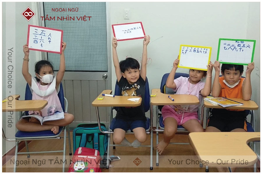 Khóa học tiếng Trung cho trẻ em tại VVS